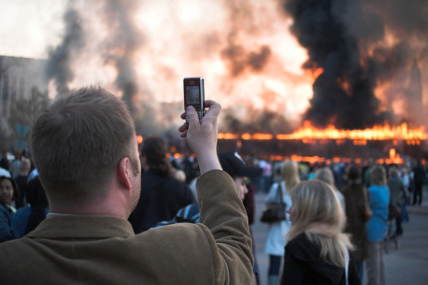 News in the Age of Digital Media Transformation 5 News in the Age of Digital Media Transformation 5
